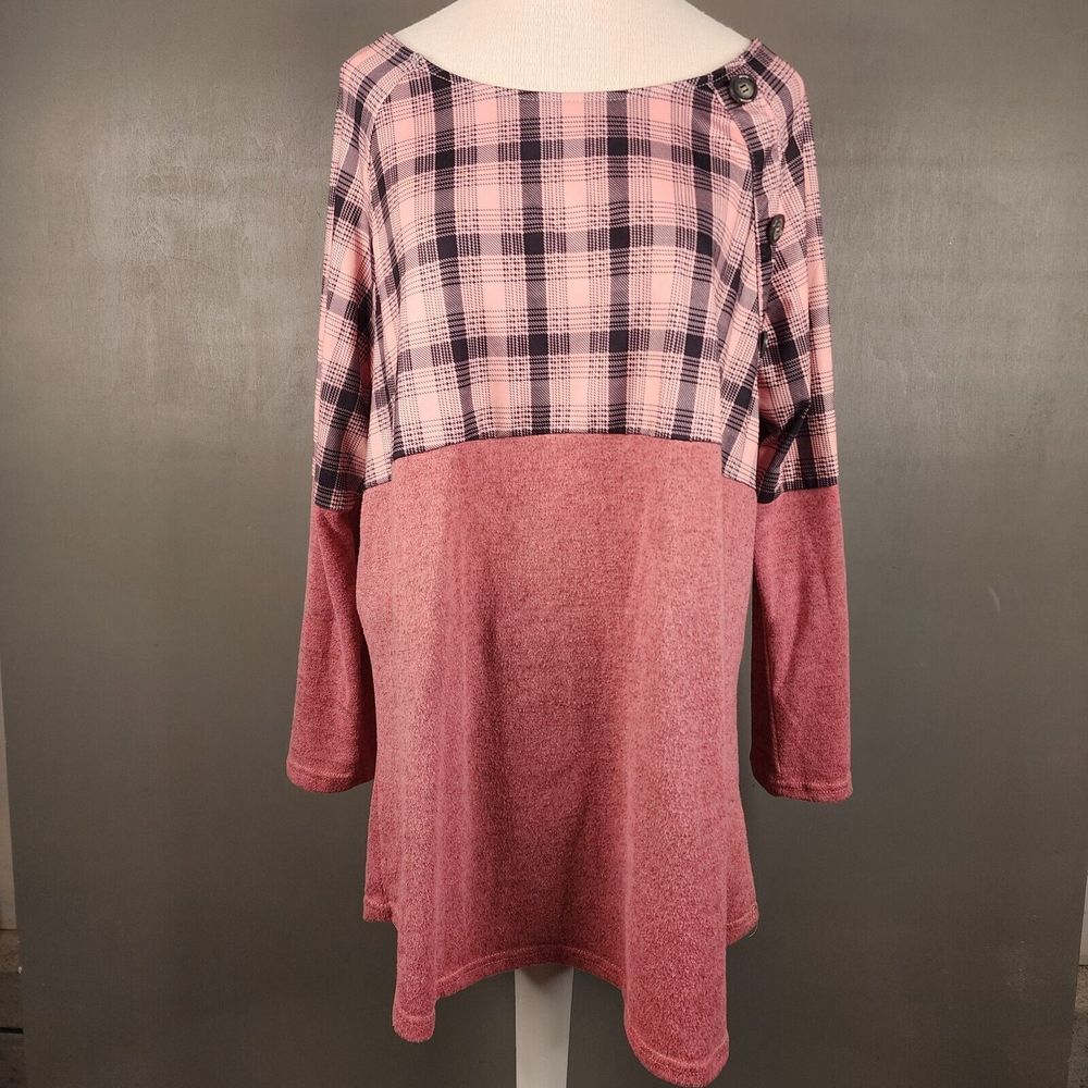 Reborn Women's Tunic Size 3X Long Sleeve Blush/Black Heather Accent Button